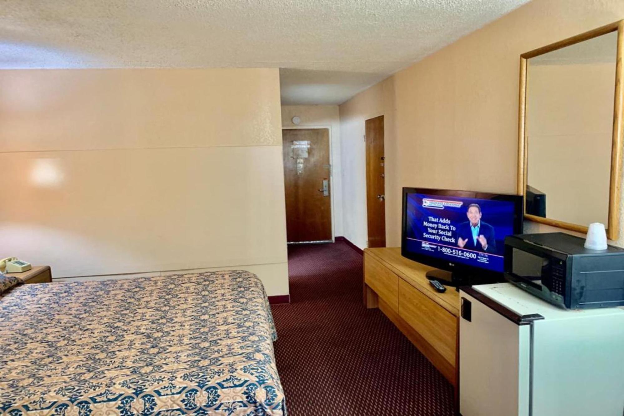 Red Carpet Inn & Suites Lima -Listing Partner Kültér fotó