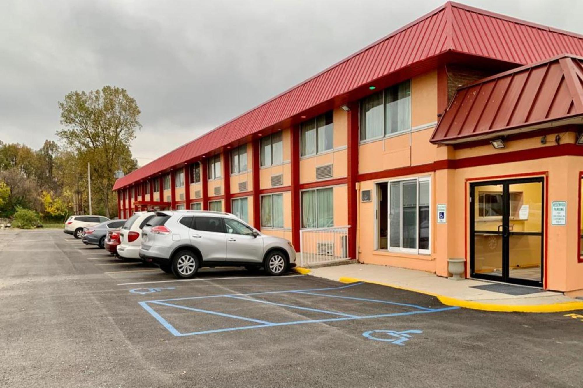 Red Carpet Inn & Suites Lima -Listing Partner Kültér fotó